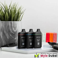 Myle Meta Box Iced Apple Disposable Device
