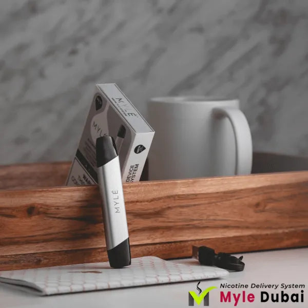 Elite White Myle Meta V5 Device