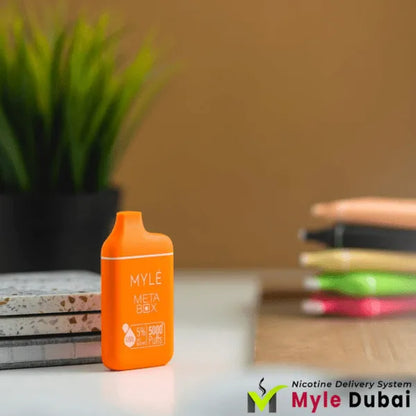 Myle Meta Box Melon Honeydew Disposable Device