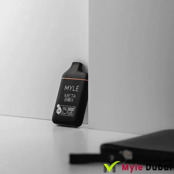 Myle Meta Box Orange Ice Disposable Device